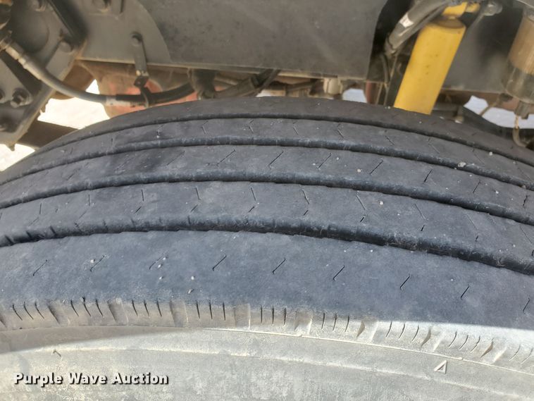 image for item HO9605 2012 Kenworth T800  semi truck