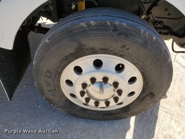 image for item HO9605 2012 Kenworth T800  semi truck