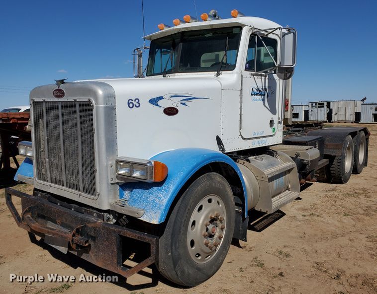 image for item HO9608 1997 Peterbilt 378  semi truck