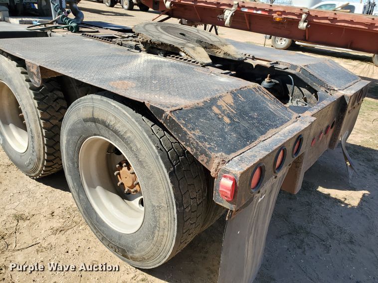 image for item HO9608 1997 Peterbilt 378  semi truck