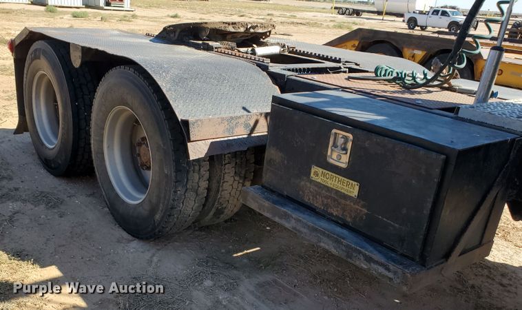 image for item HO9608 1997 Peterbilt 378  semi truck