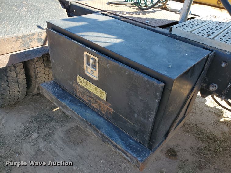 image for item HO9608 1997 Peterbilt 378  semi truck