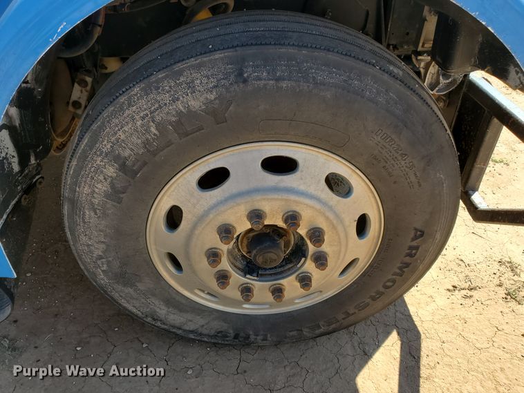 image for item HO9608 1997 Peterbilt 378  semi truck