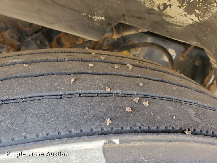 image for item HO9608 1997 Peterbilt 378  semi truck