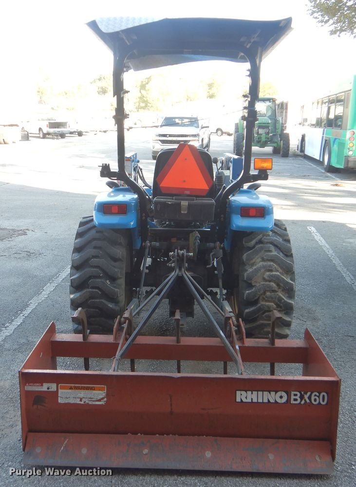 image for item AE9671 New Holland TC33D  MFWD tractor