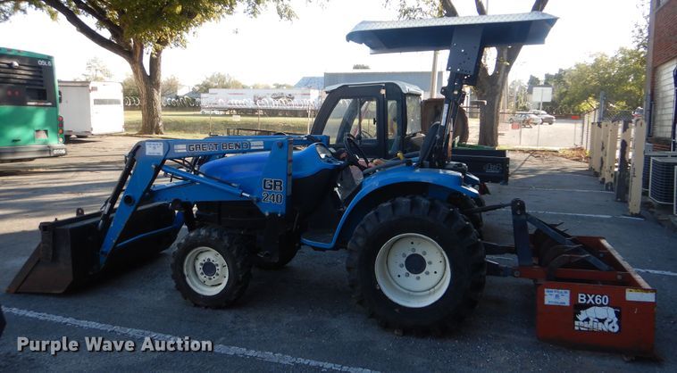 image for item AE9671 New Holland TC33D  MFWD tractor