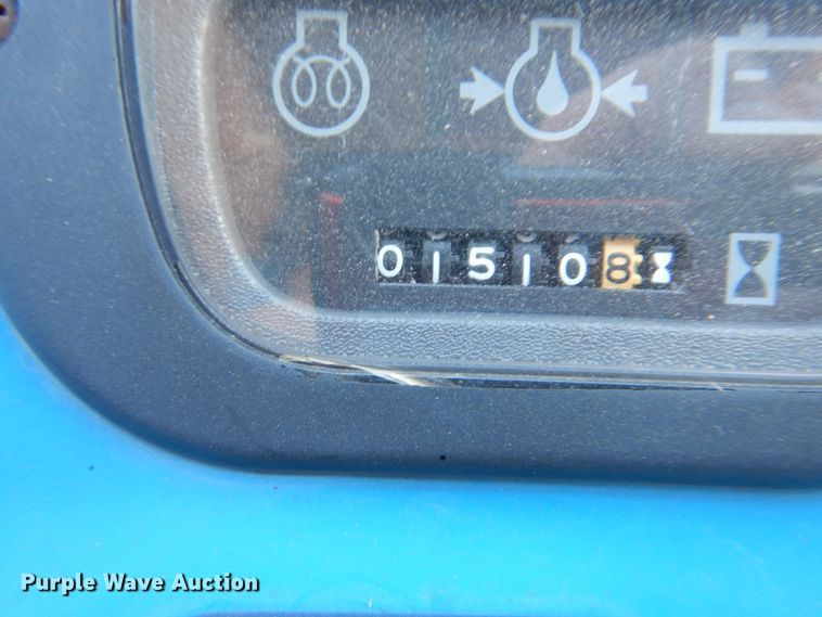 image for item AE9671 New Holland TC33D  MFWD tractor