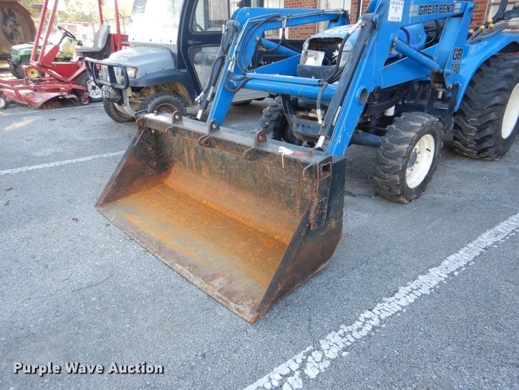 image for item AE9671 New Holland TC33D  MFWD tractor