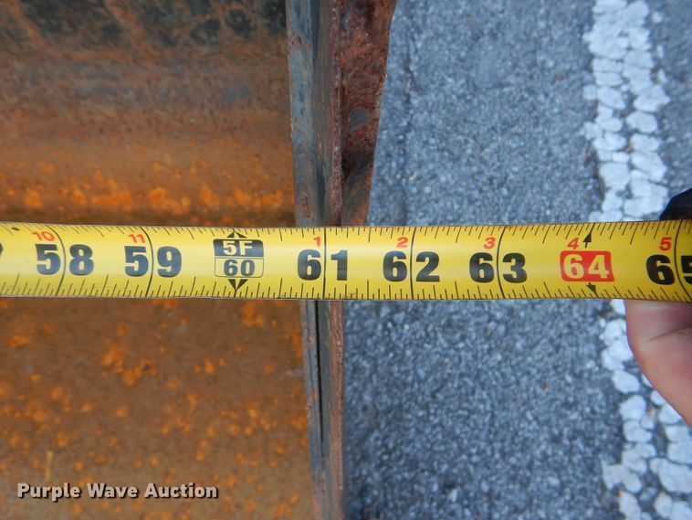 image for item AE9671 New Holland TC33D  MFWD tractor