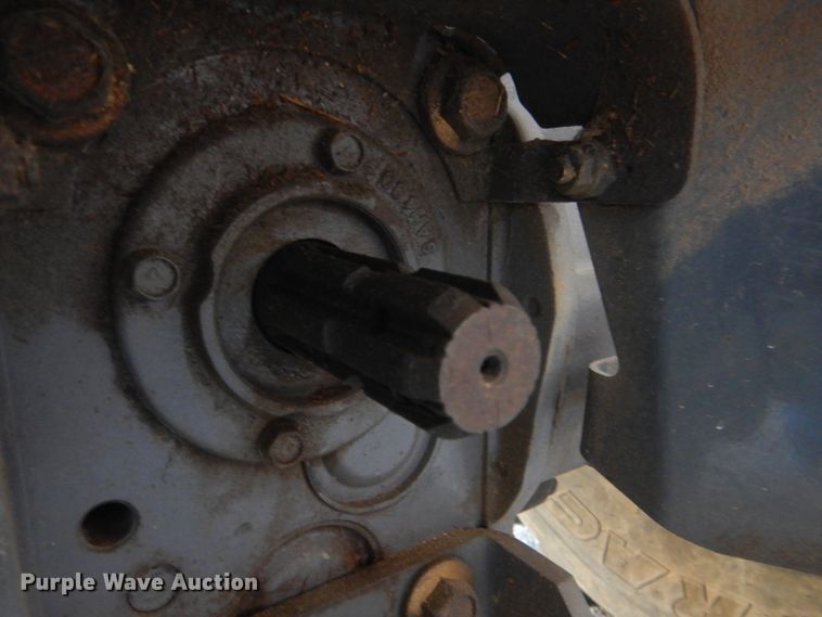 image for item AE9671 New Holland TC33D  MFWD tractor