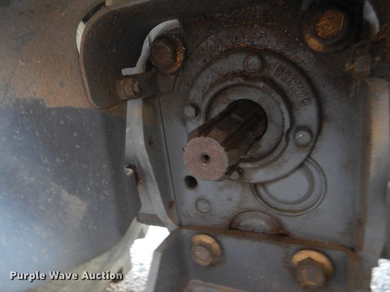 image for item AE9671 New Holland TC33D  MFWD tractor