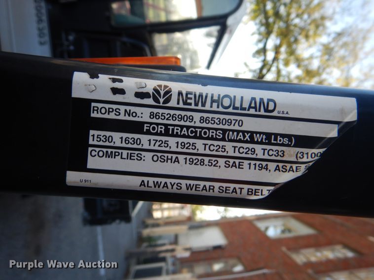 image for item AE9671 New Holland TC33D  MFWD tractor