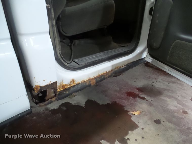 image for item DF0913 2005 Chevrolet Silverado 1500  Crew Cab pickup truck