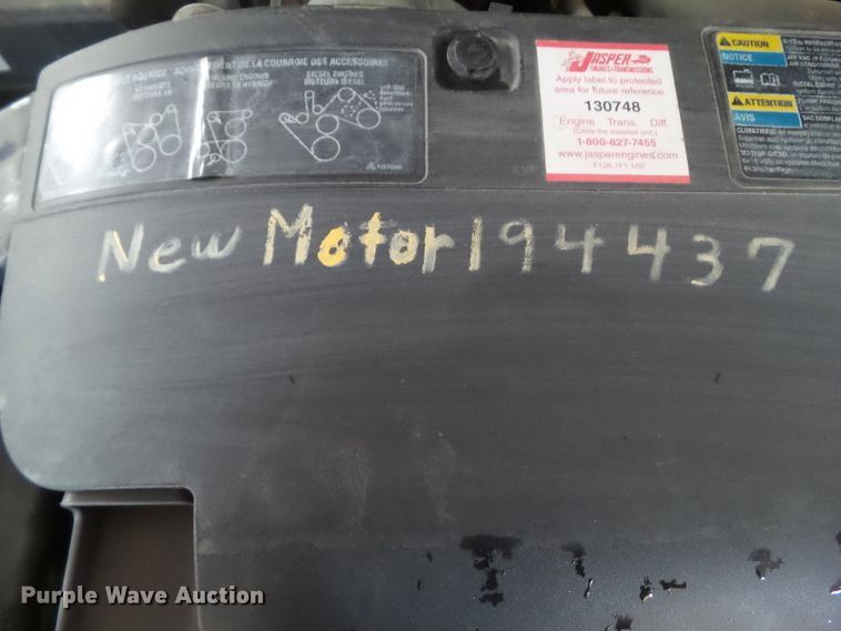 image for item DF0913 2005 Chevrolet Silverado 1500  Crew Cab pickup truck