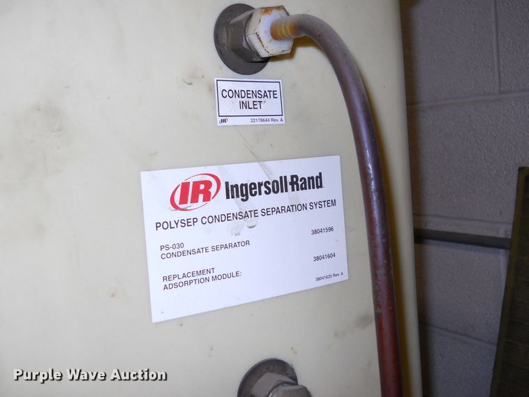 image for item DF4564 Ingersoll Rand 1RN10H-CC-150L  air compressor