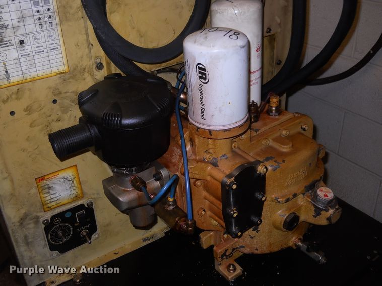 image for item DF4564 Ingersoll Rand 1RN10H-CC-150L  air compressor