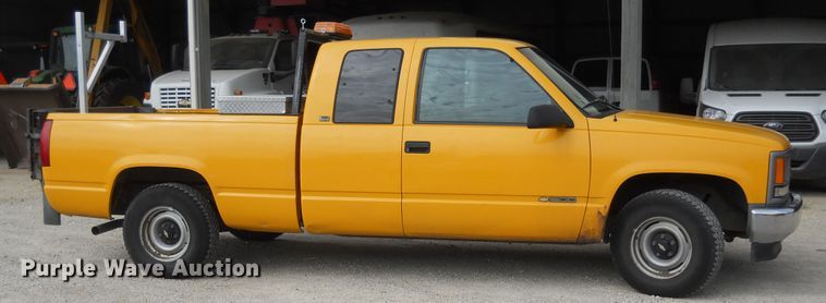 image for item DF4566 1996 Chevrolet C1500  Ext. Cab pickup truck