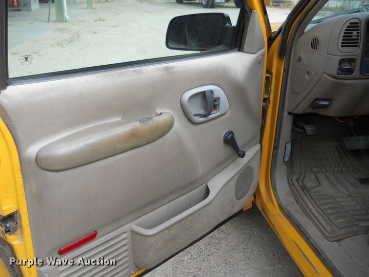 image for item DF4566 1996 Chevrolet C1500  Ext. Cab pickup truck