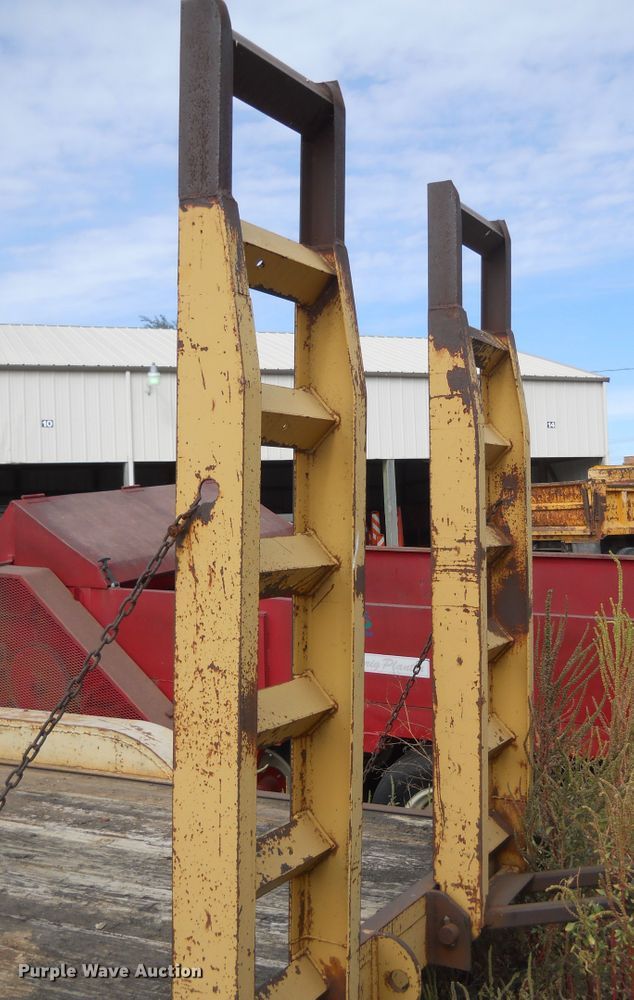 image for item DF4567 1987 shop built equipment trailer