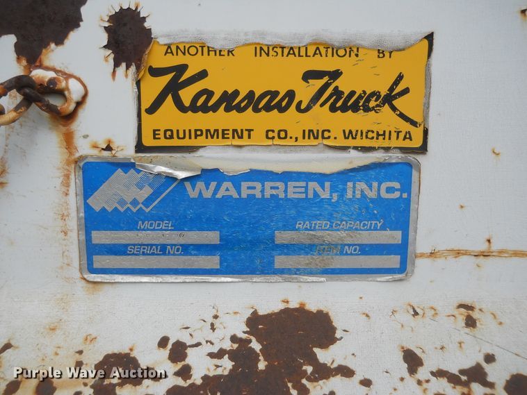 image for item DF4568 1994 Ford F450 Super Duty  dump truck