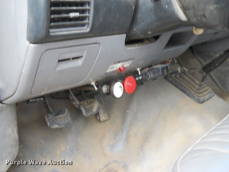 image for item DF4568 1994 Ford F450 Super Duty  dump truck