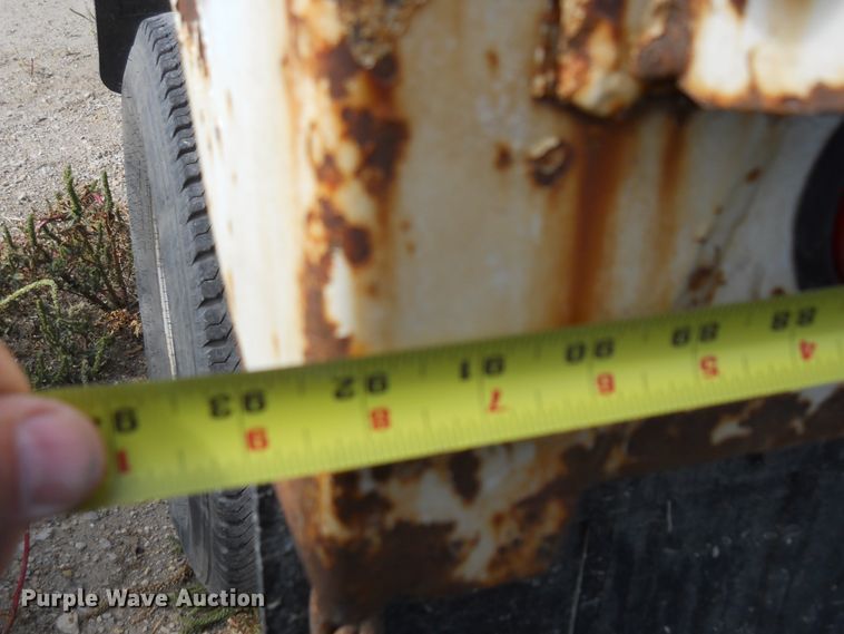 image for item DF4568 1994 Ford F450 Super Duty  dump truck