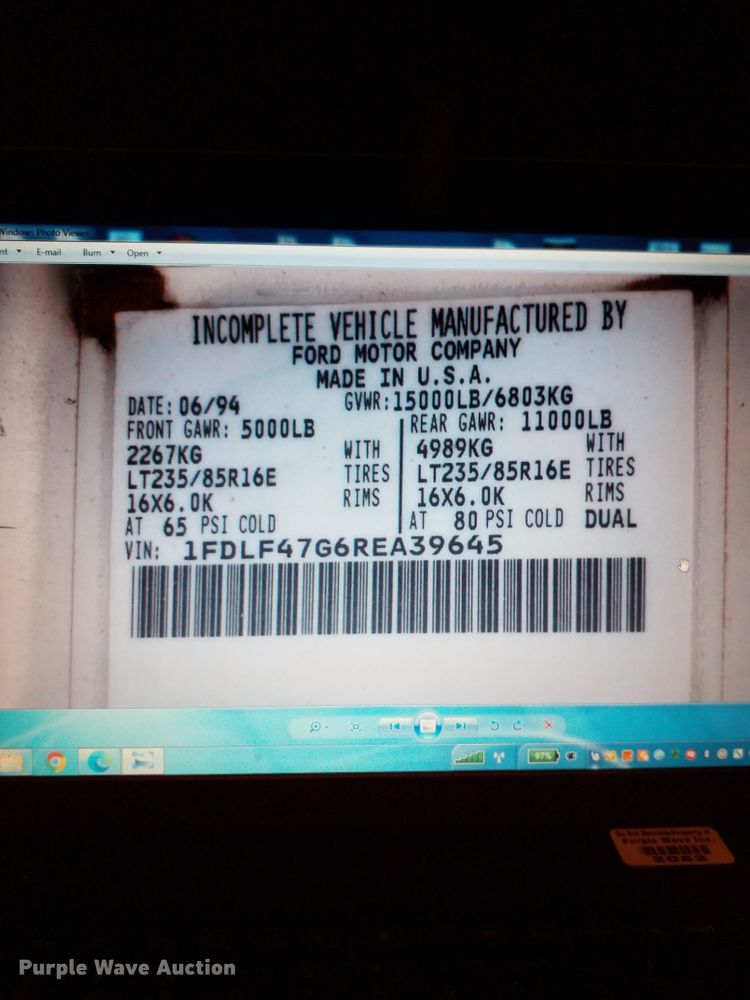 image for item DF4568 1994 Ford F450 Super Duty  dump truck