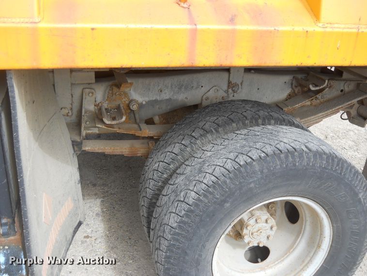 image for item DF4569 1991 Ford F450 Super Duty  dump truck