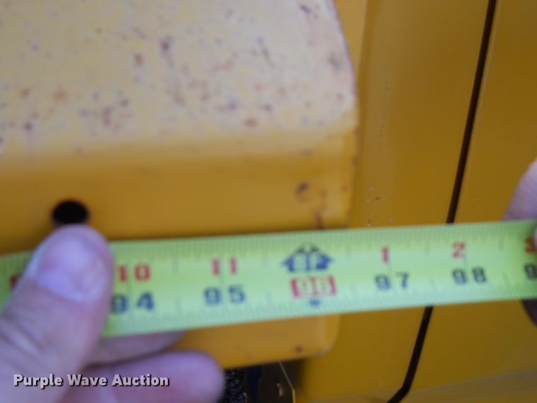 image for item DF4569 1991 Ford F450 Super Duty  dump truck