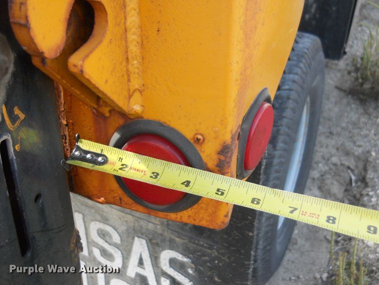 image for item DF4569 1991 Ford F450 Super Duty  dump truck