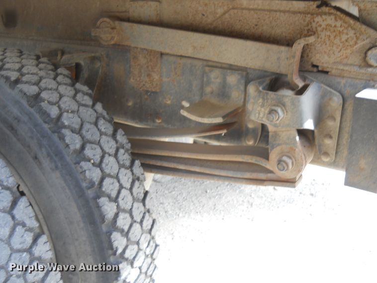 image for item DF4571 1999 Chevrolet C6500  dump truck