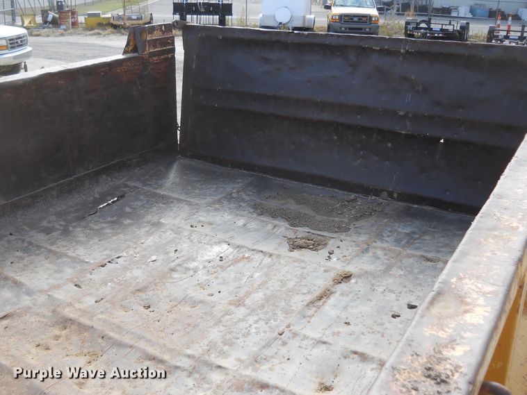 image for item DF4571 1999 Chevrolet C6500  dump truck