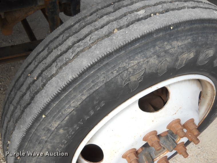 image for item DF4571 1999 Chevrolet C6500  dump truck