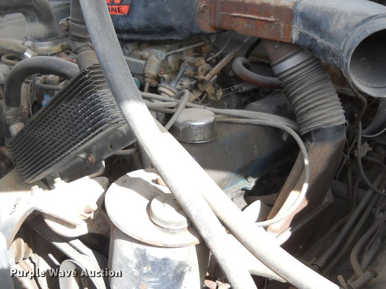 image for item DF4572 1979 Ford F800  water truck