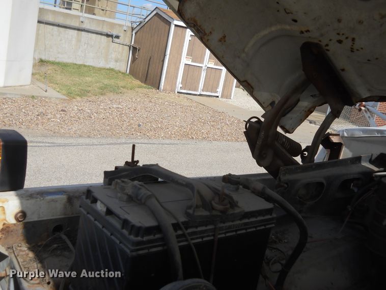 image for item DF4572 1979 Ford F800  water truck