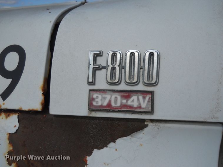 image for item DF4572 1979 Ford F800  water truck