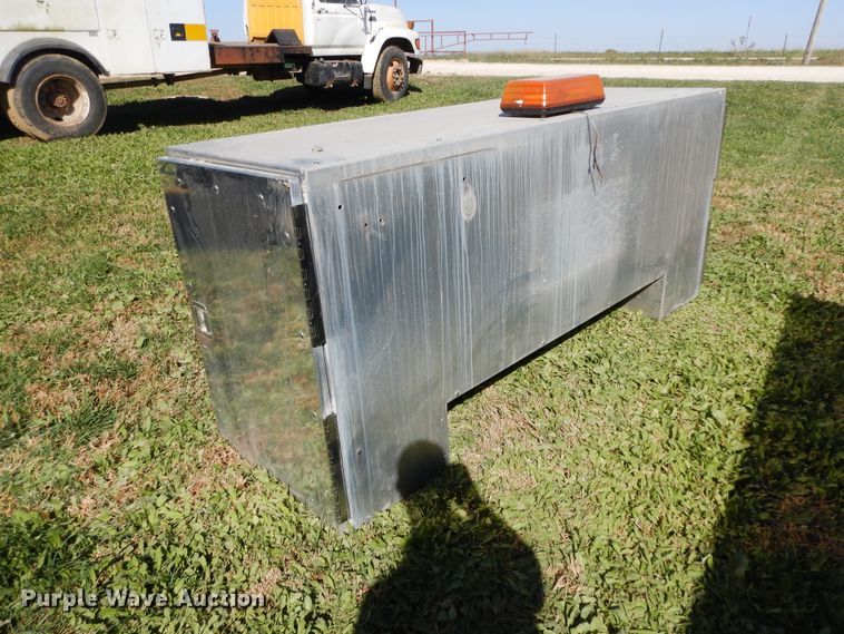 image for item DF6684 Toolbox