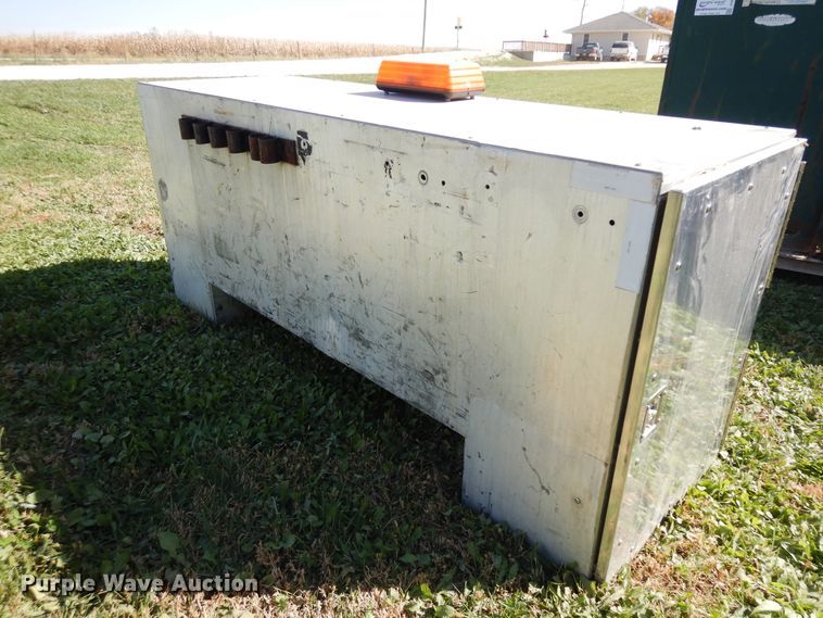 image for item DF6684 Toolbox