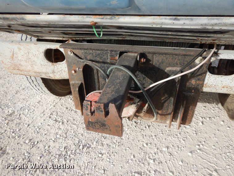 image for item DG6955 1986 International 1954  dump truck