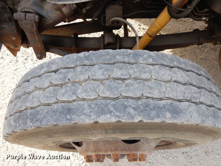 image for item DG6955 1986 International 1954  dump truck