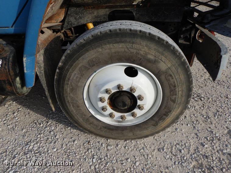 image for item DG6955 1986 International 1954  dump truck