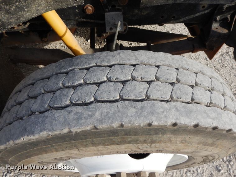 image for item DG6955 1986 International 1954  dump truck