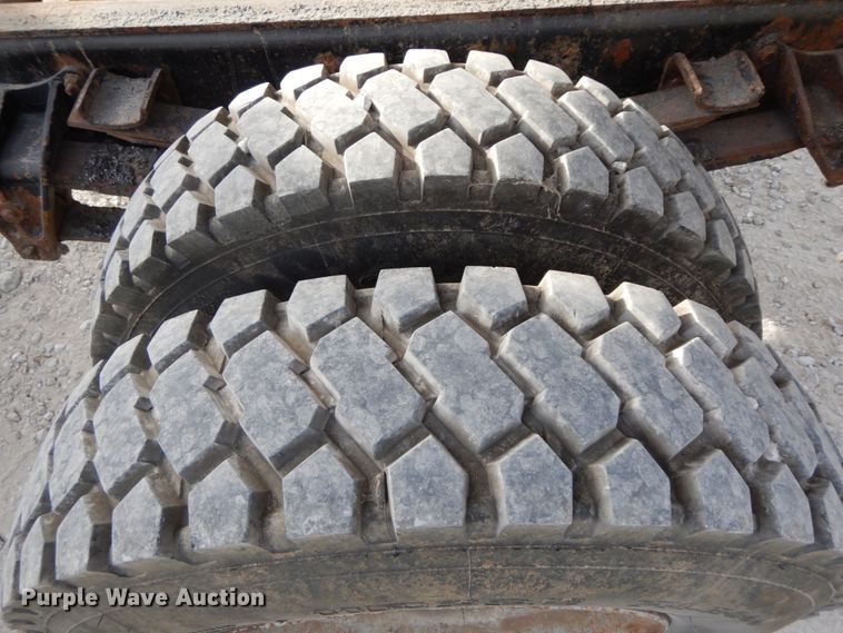 image for item DG6955 1986 International 1954  dump truck