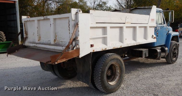 image for item DG6956 1987 International 1954  dump truck