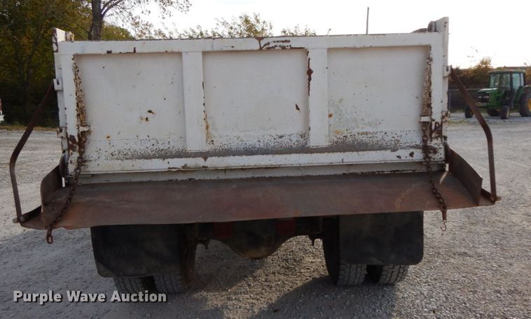 image for item DG6956 1987 International 1954  dump truck