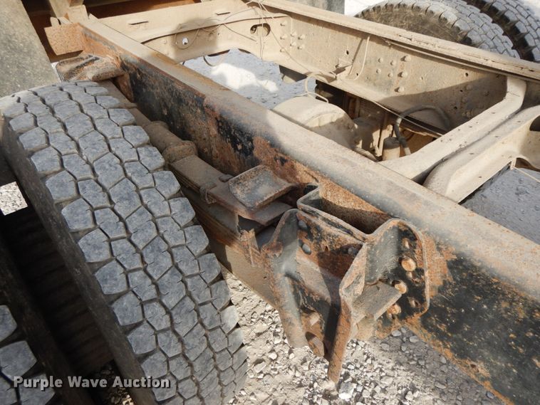 image for item DG6956 1987 International 1954  dump truck