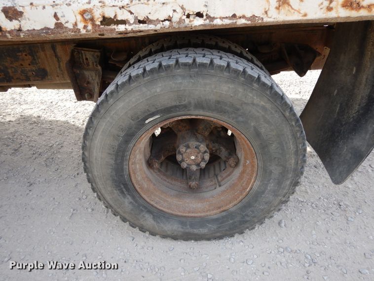 image for item DG6956 1987 International 1954  dump truck