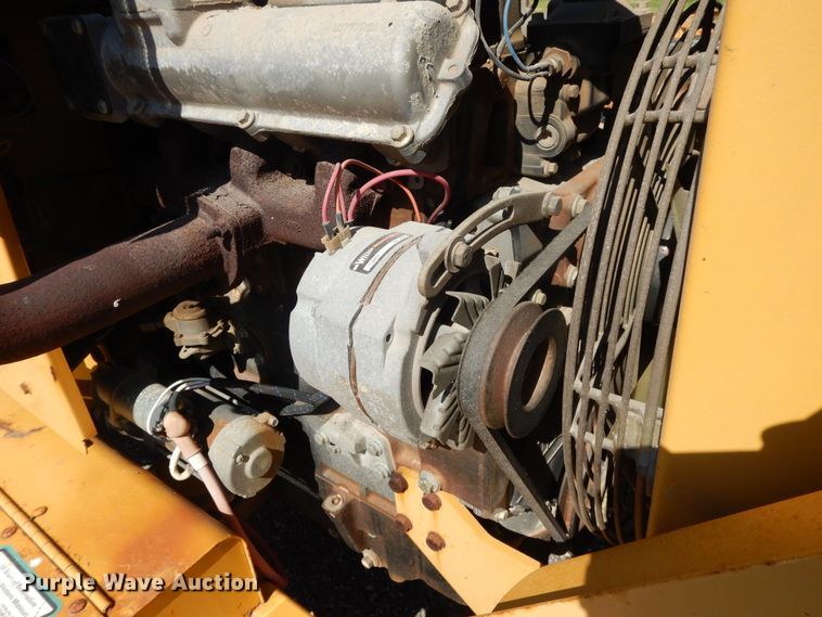 image for item DH0218 Vermeer BC1230A wood chipper