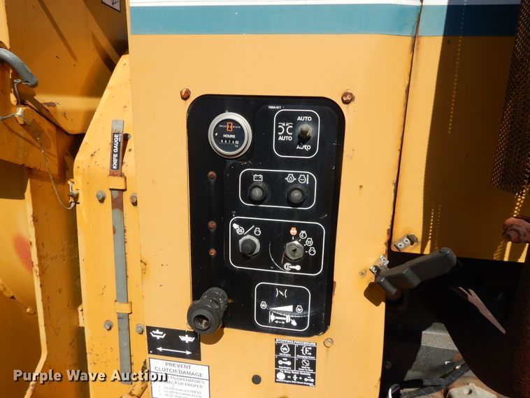 image for item DH0218 Vermeer BC1230A wood chipper