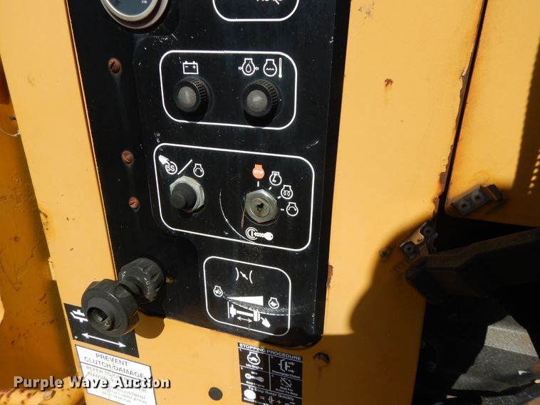 image for item DH0218 Vermeer BC1230A wood chipper